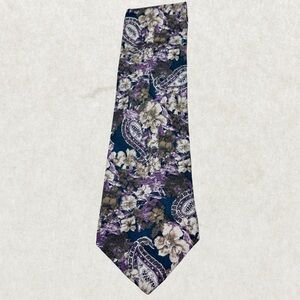 Vintage Pierre Cardin 100% Silk Floral Paisley Tie, 58” x 4”